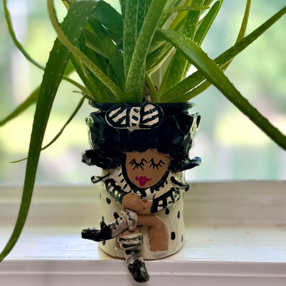 Handcrafted Pottery Vase Girl with Bow Unique‎ Vase Anthropomorphic Folk Art 6" - Picture 1 of 12